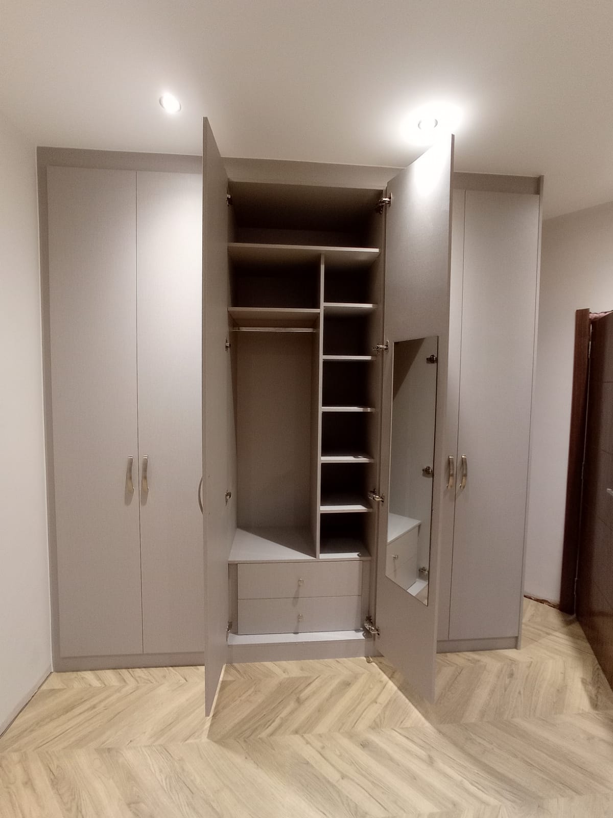 Pinner fitted wardrobes