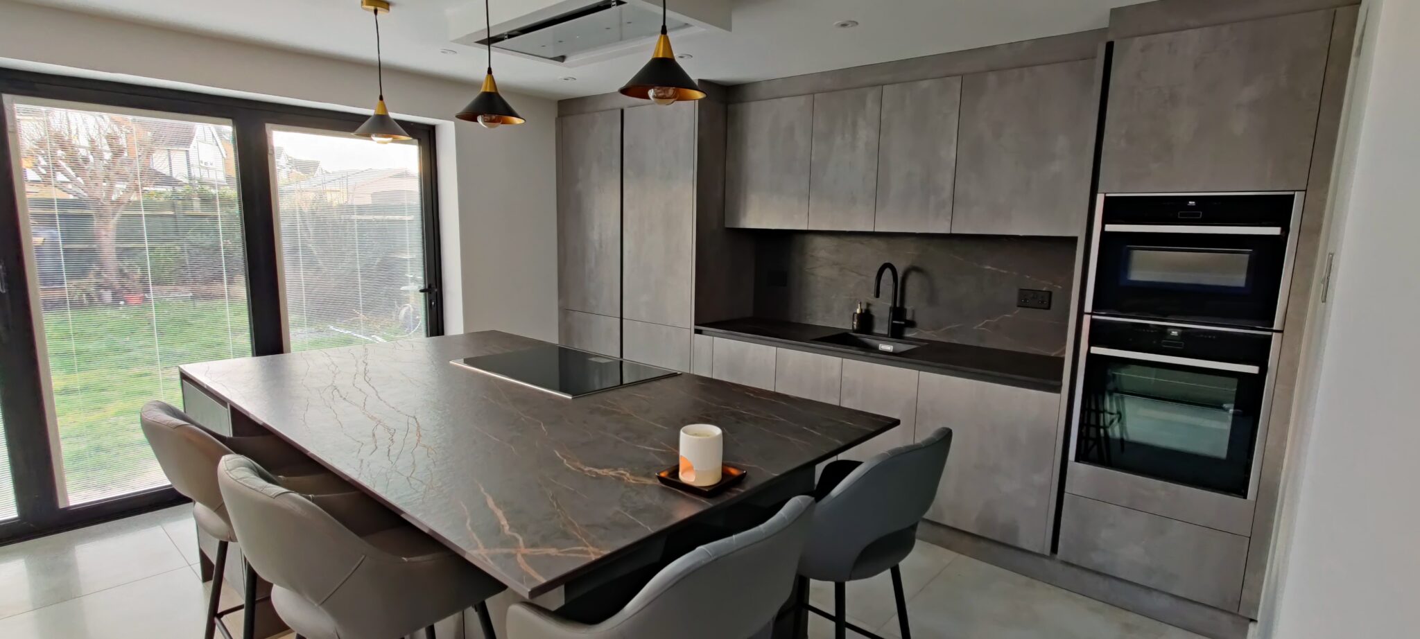 Minimalist Kitchen Design in Northolt by Kudos Interiors