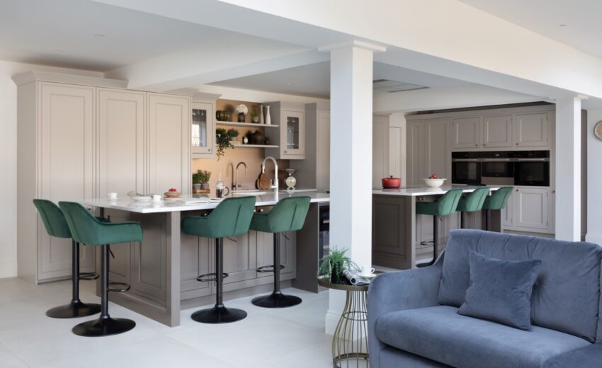 Luxury Shaker Kitchen in Stanmore